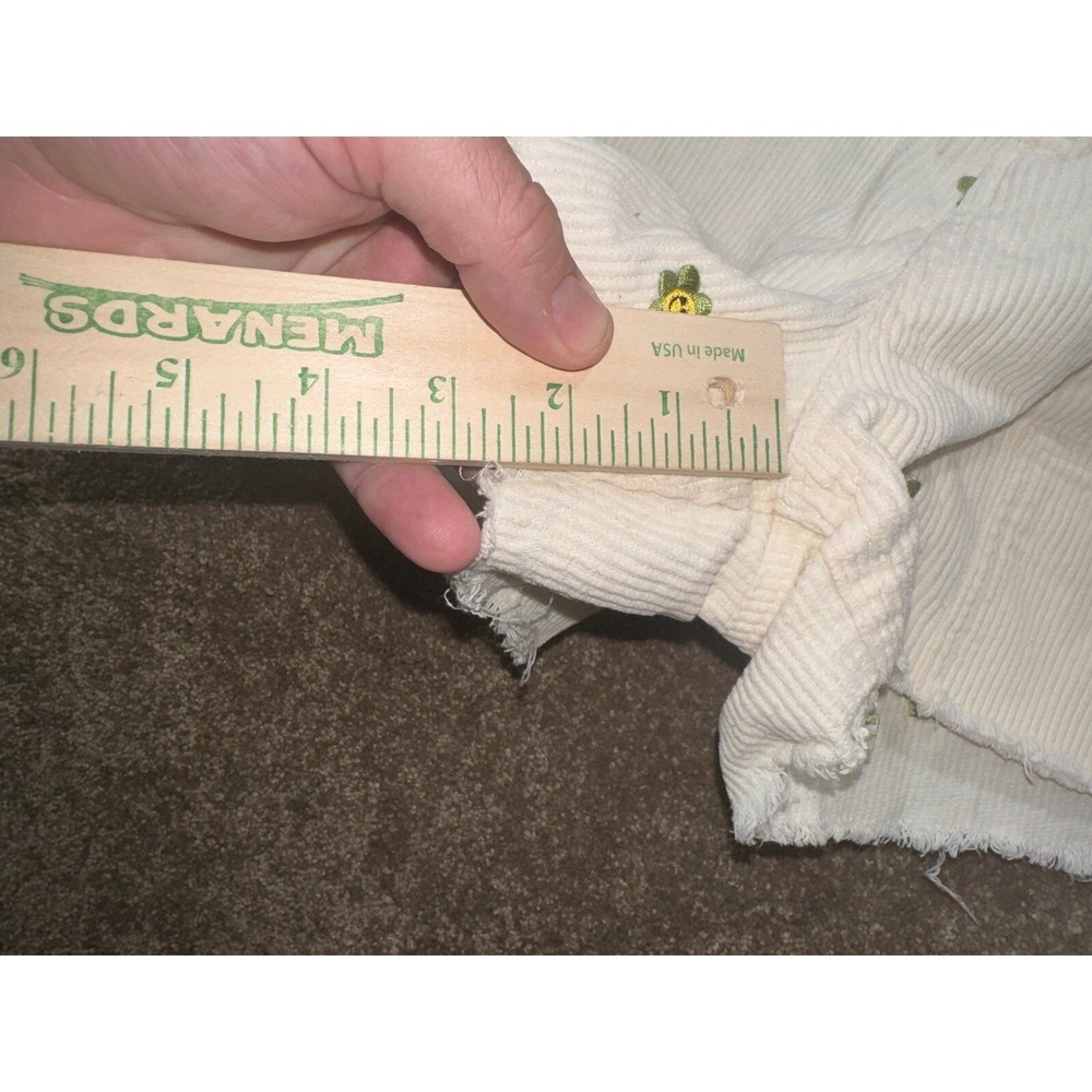 Forever21 White Corduroy Shorts‎ with Green Flowers Trendy Summer Comfy Sz 1x - Picture 5 of 9